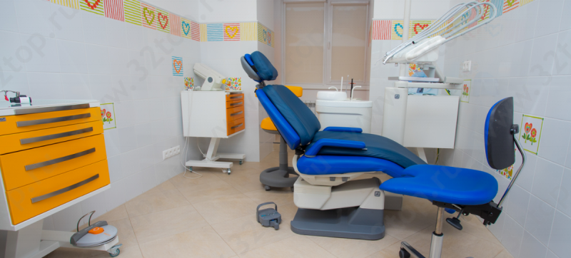 Стоматологическая клиника FAMILY SMILE (ФЭМИЛИ СМАЙЛ)